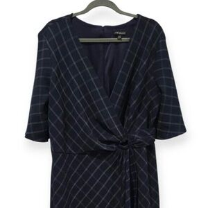18/20 Lane Bryant Navy Faux Wrap Dress Short Sleeve Plaid V Neck, comfortable!